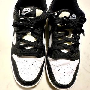 Womens Nike Dunk Low